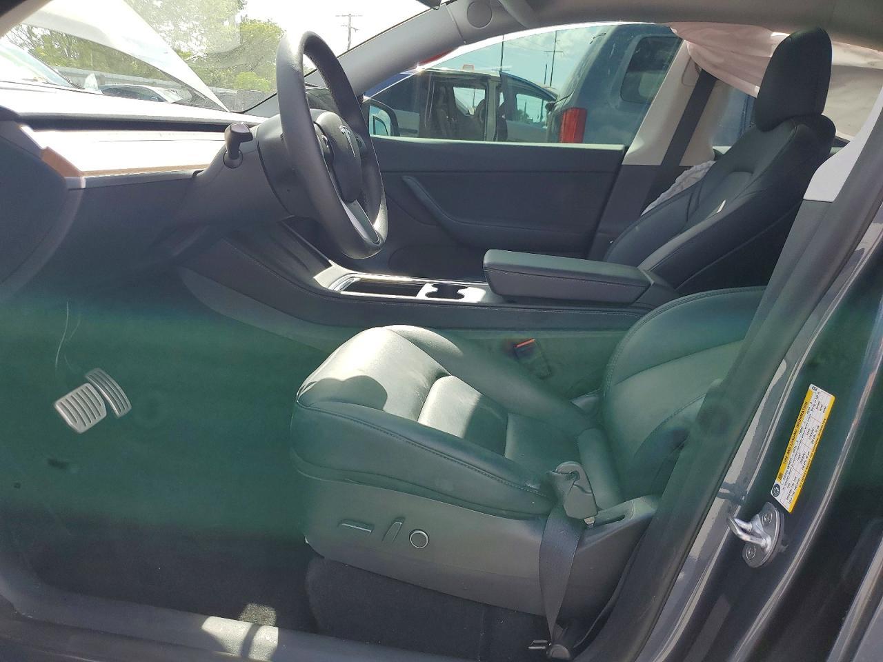 2022 Tesla Model Y - zdjęcie 7