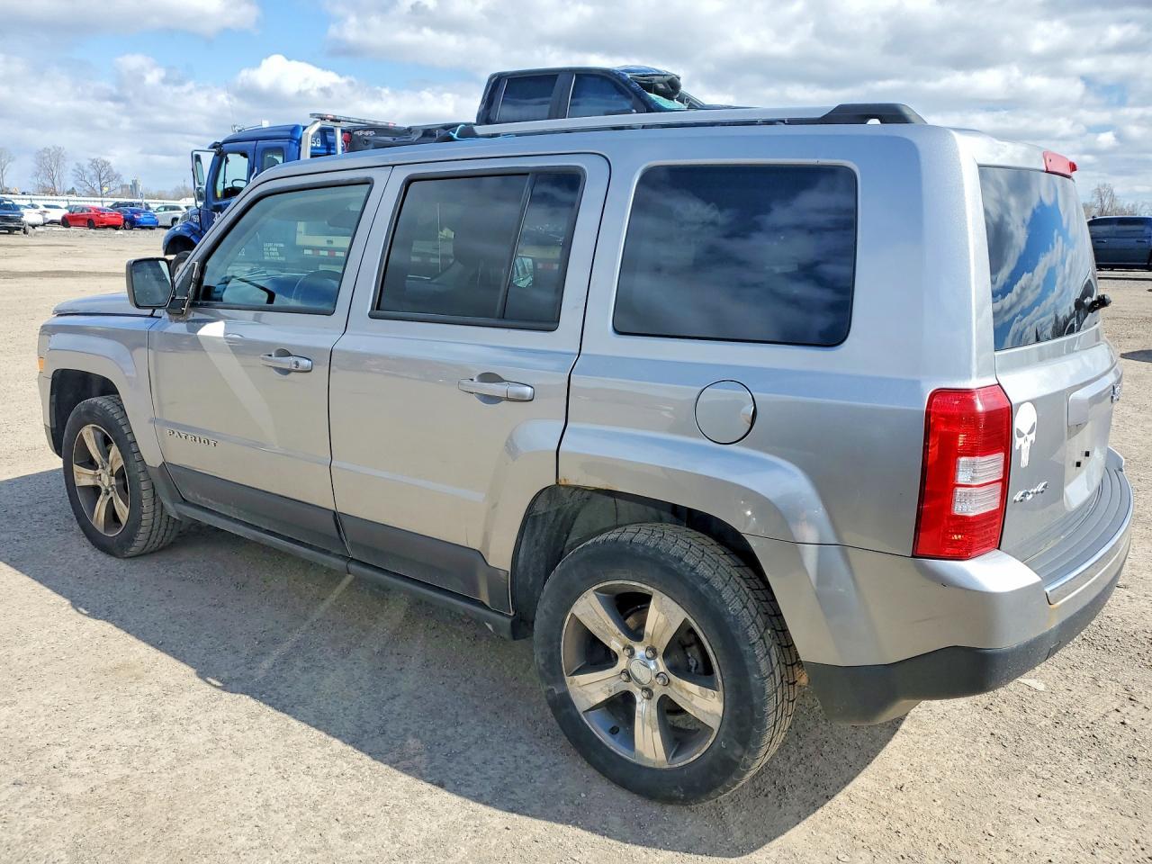 2016 Jeep Patriot - zdjęcie 2