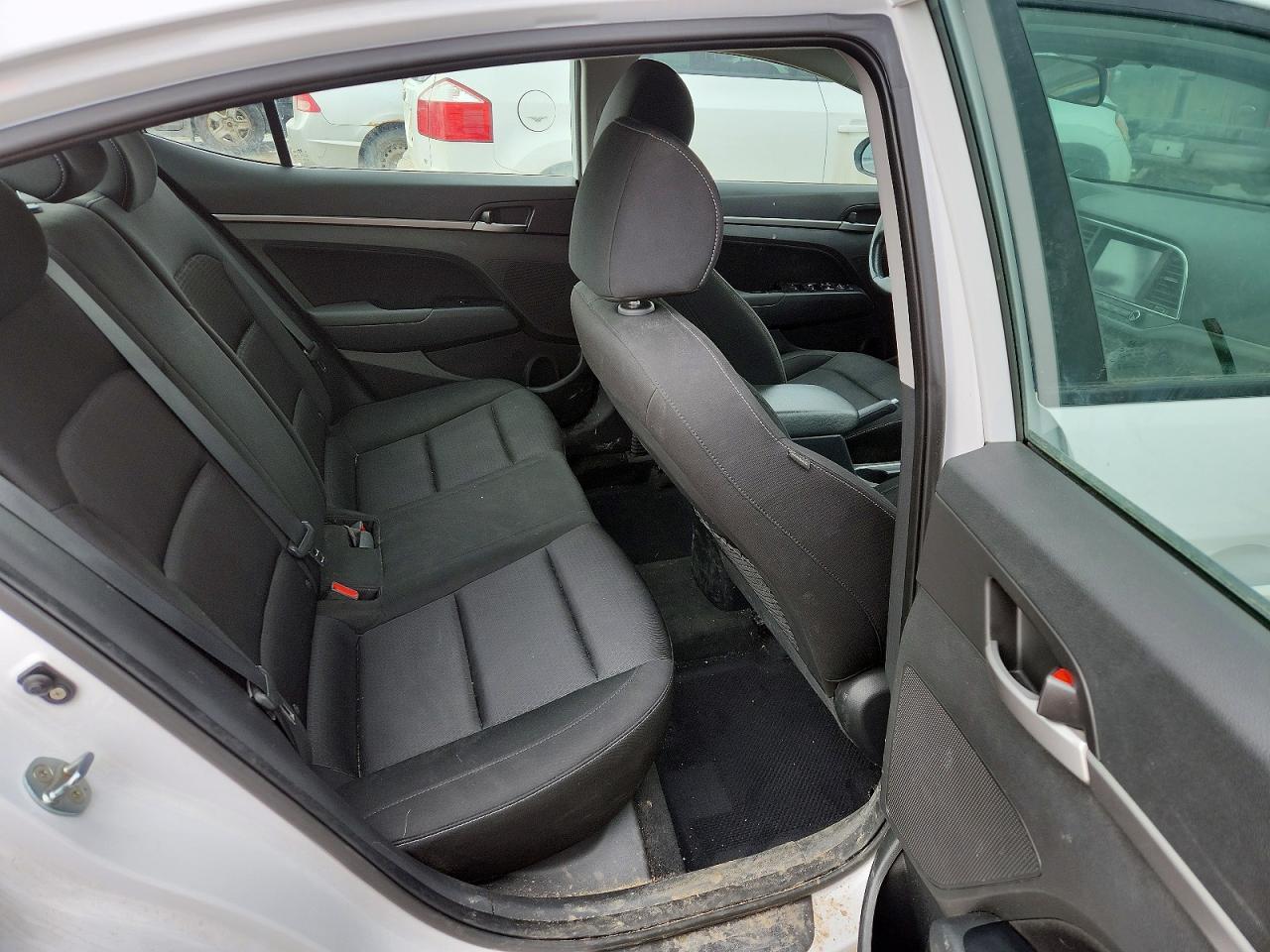 2017 Hyundai Elantra Se - zdjęcie 10