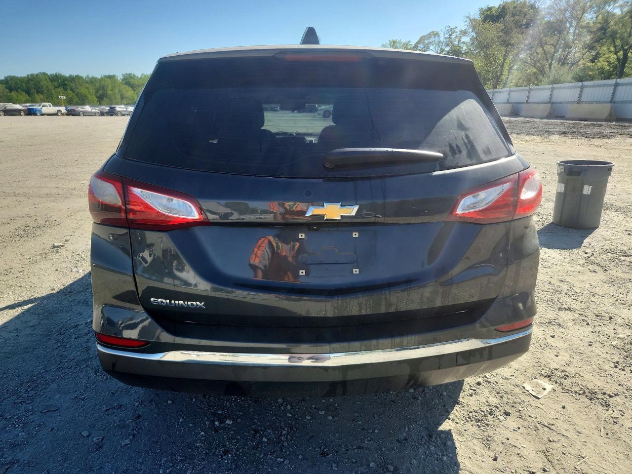 2018 Chevrolet Equinox Ls - zdjęcie 6