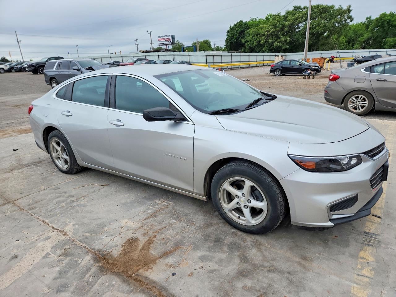 2016 Chevy Malibu - zdjęcie 4
