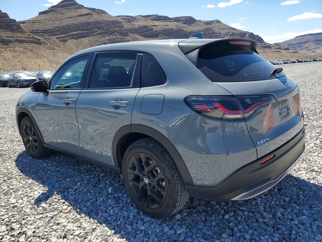 2025 Honda Hr-V Sport - zdjęcie 2