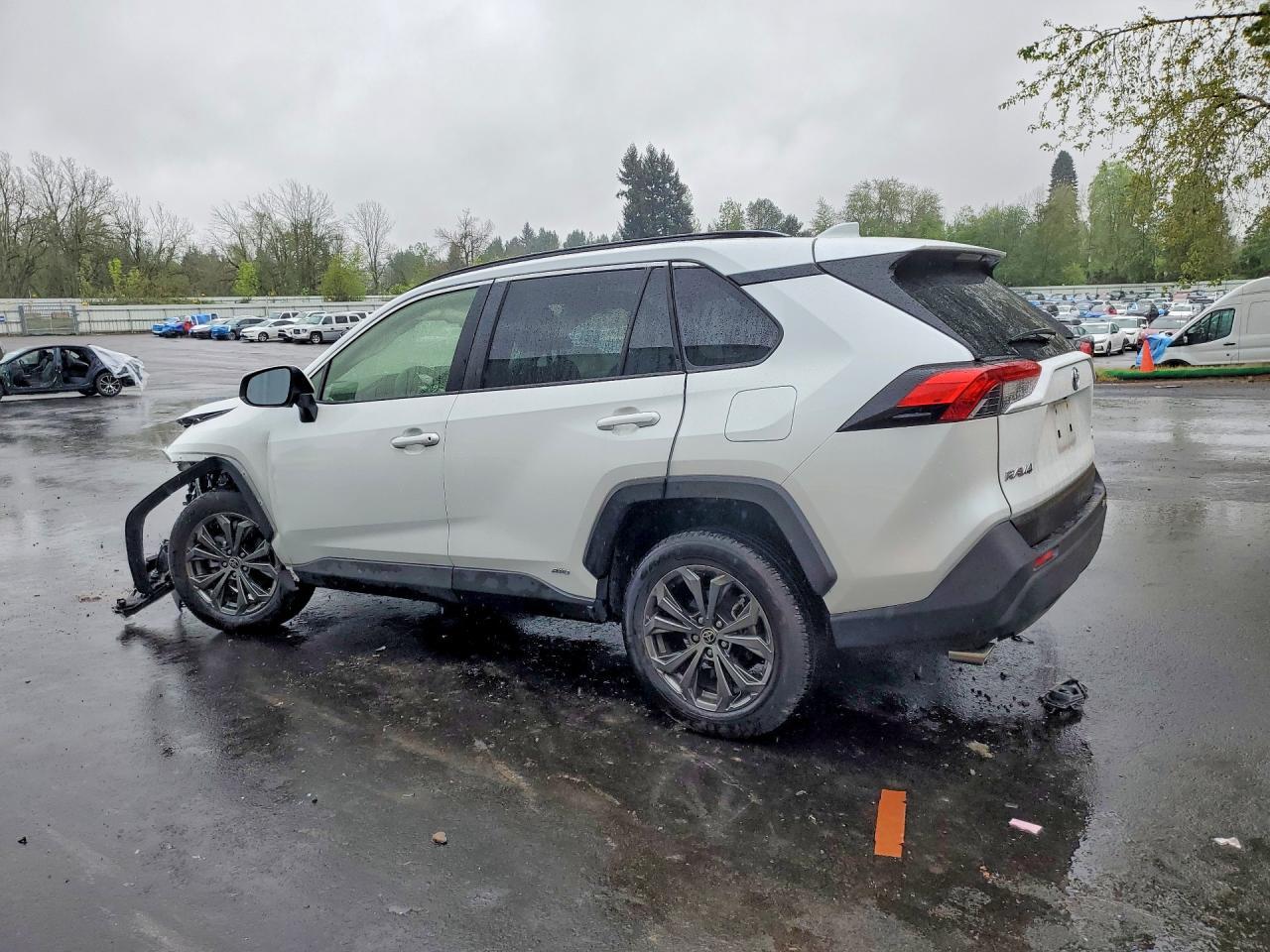 2023 Toyota Rav4 Xle Premium - zdjęcie 2