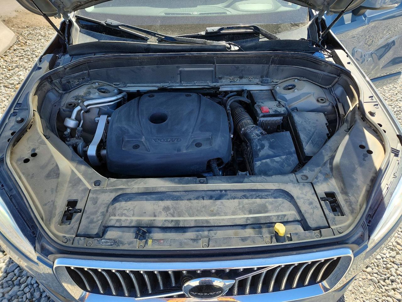 2020 Volvo Xc90 T6 Momentum - zdjęcie 12