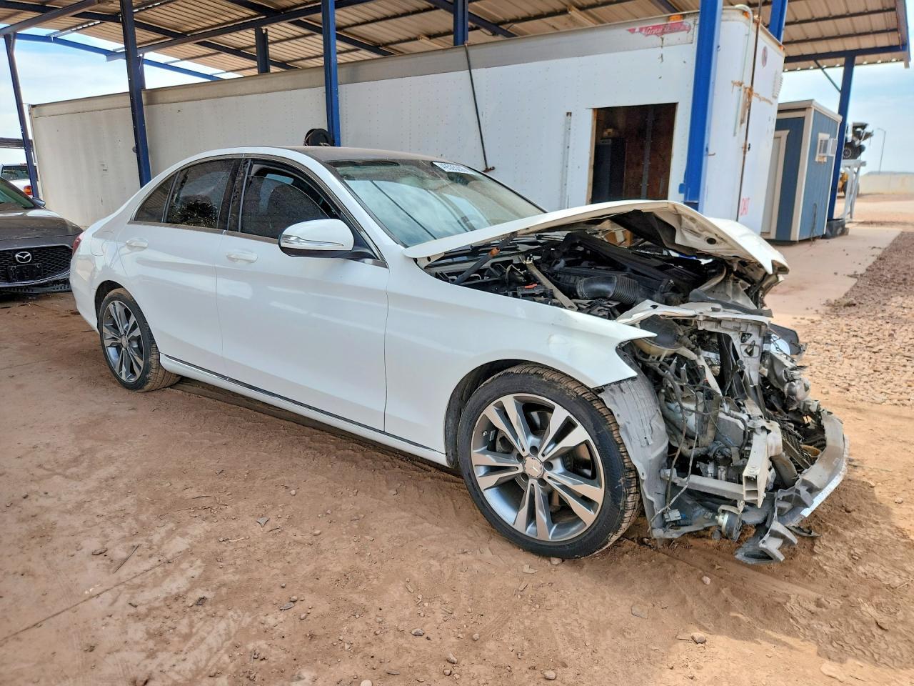 2015 Mercedes-Benz C 300 - zdjęcie 4