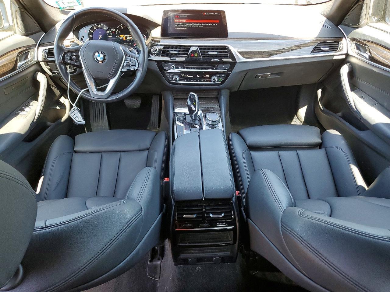 2019 BMW 530 Xi - zdjęcie 8