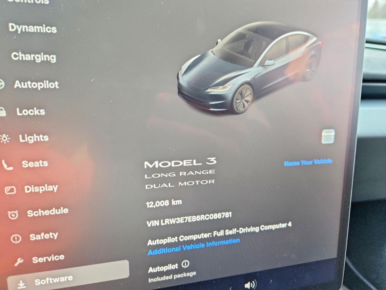 2024 Tesla Model 3 - zdjęcie 9