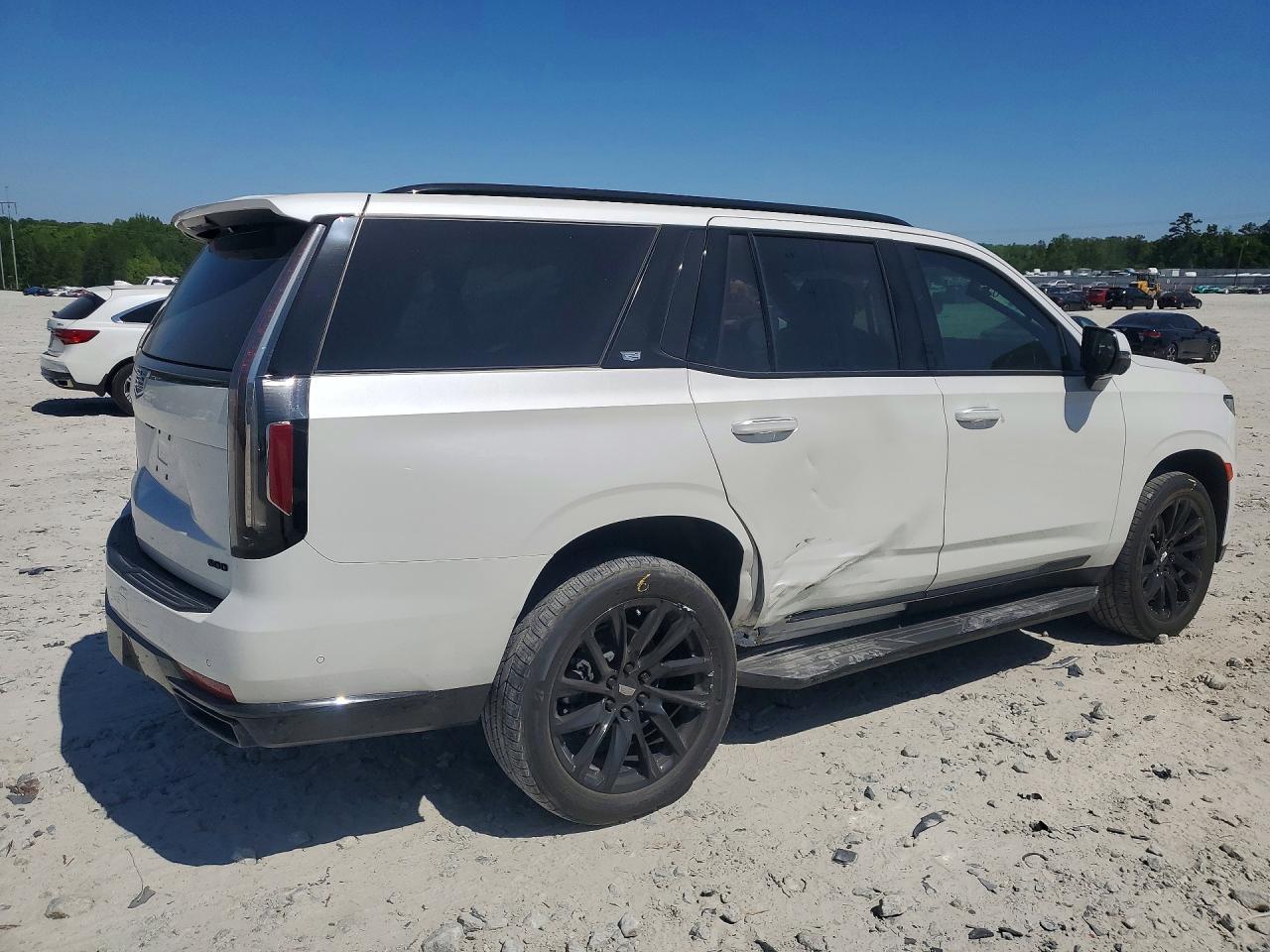 2022 Cadillac Escalade Sport - zdjęcie 3