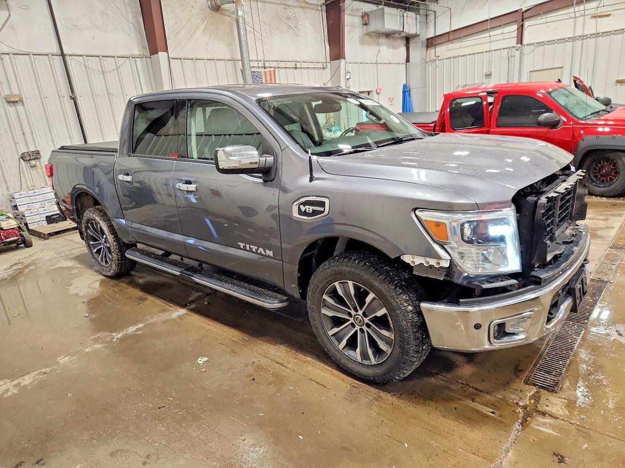 2017 Nissan Titan Sl - zdjęcie 4