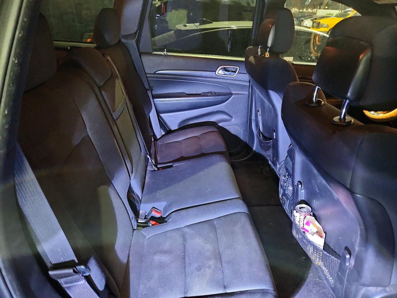 2015 Jeep Grand Cherokee Laredo - zdjęcie 11