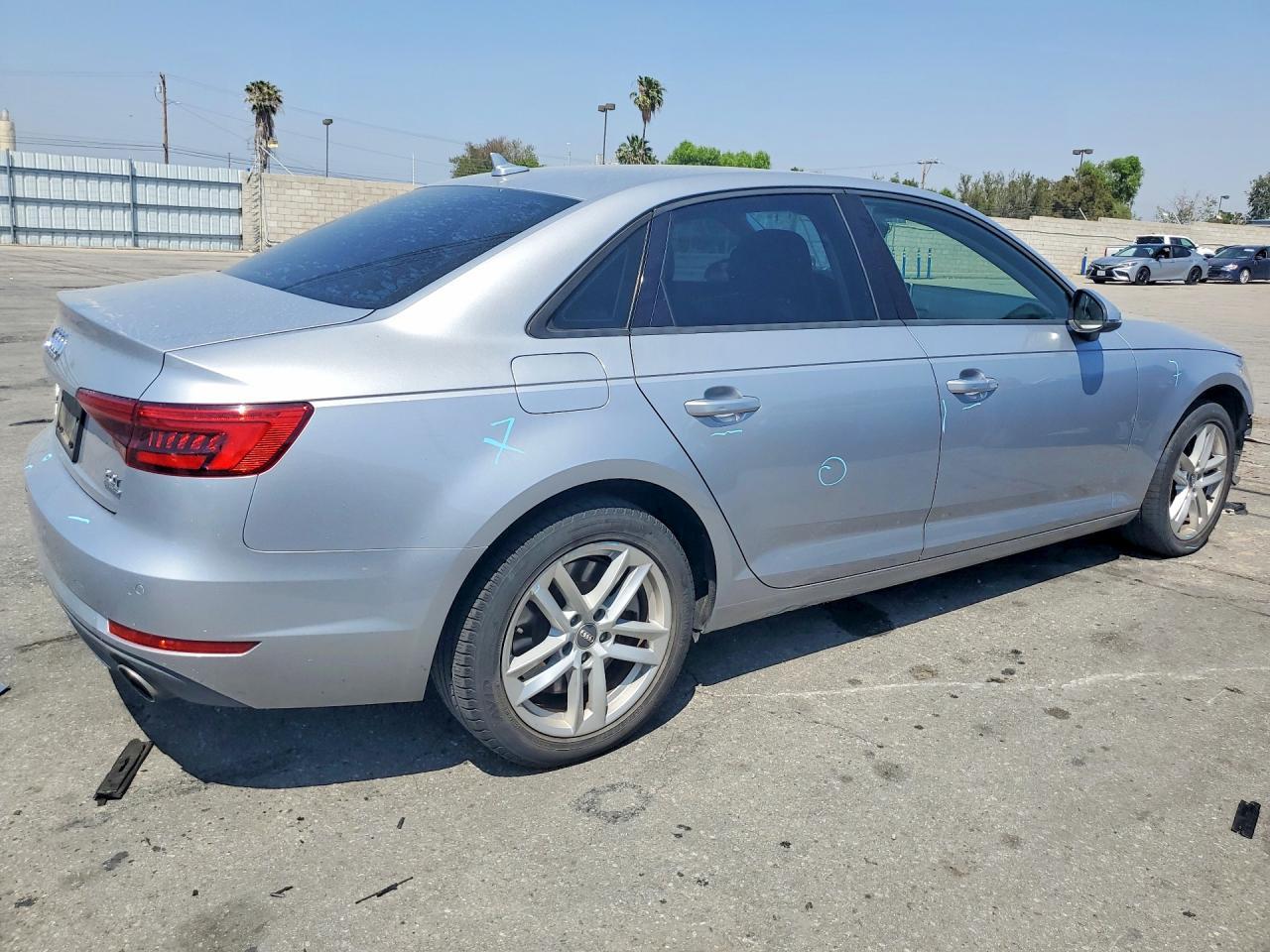 2017 Audi A4 Premium - zdjęcie 3
