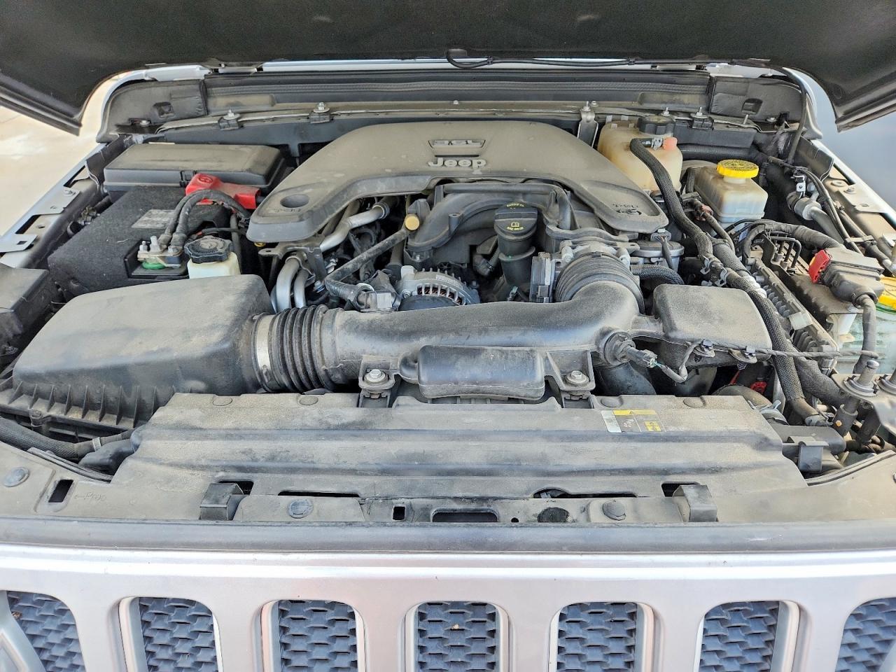 2018 Jeep Wrangler Unlimited Sahara - zdjęcie 11