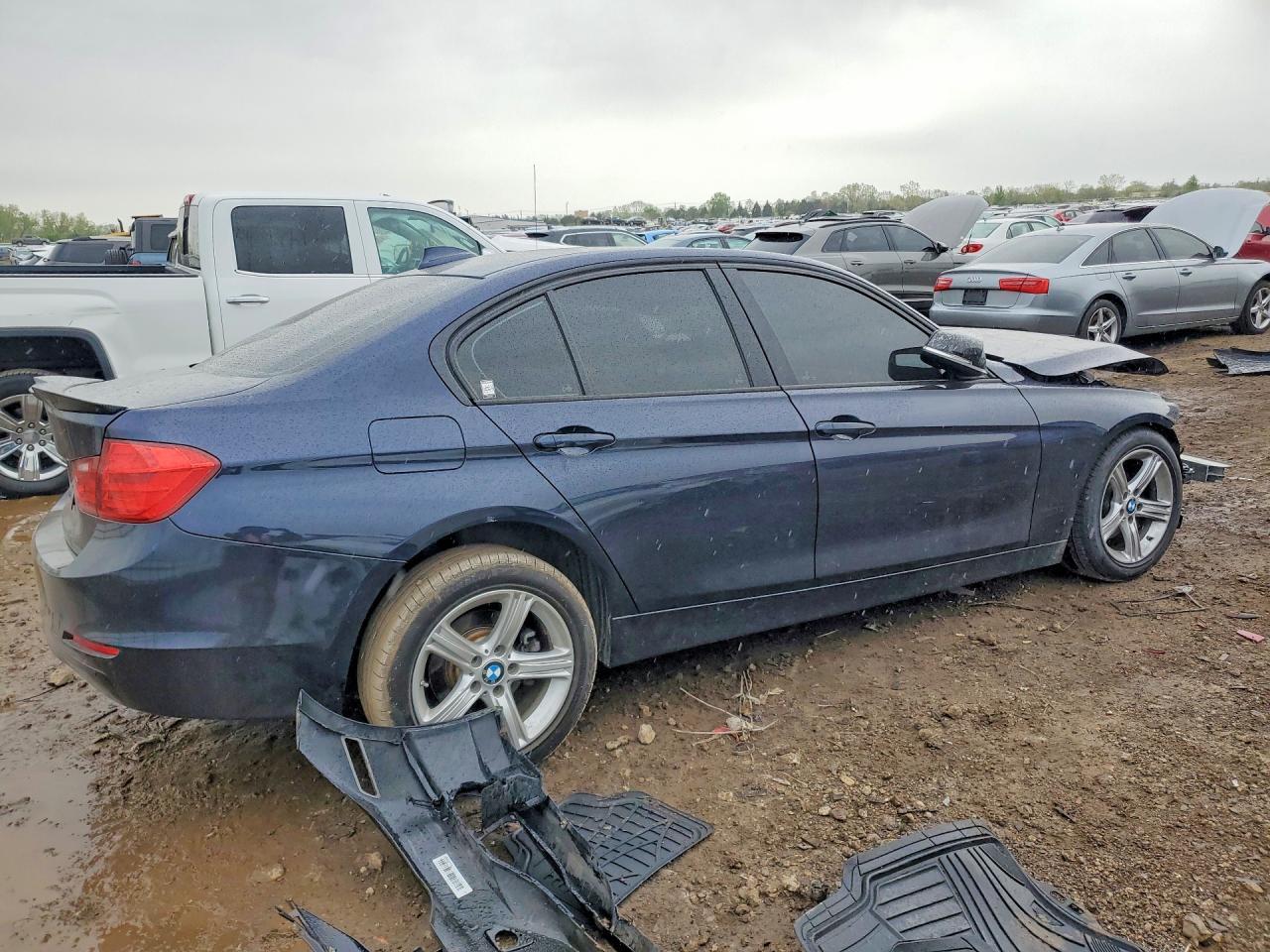 2015 BMW 320 I xDrive - zdjęcie 3