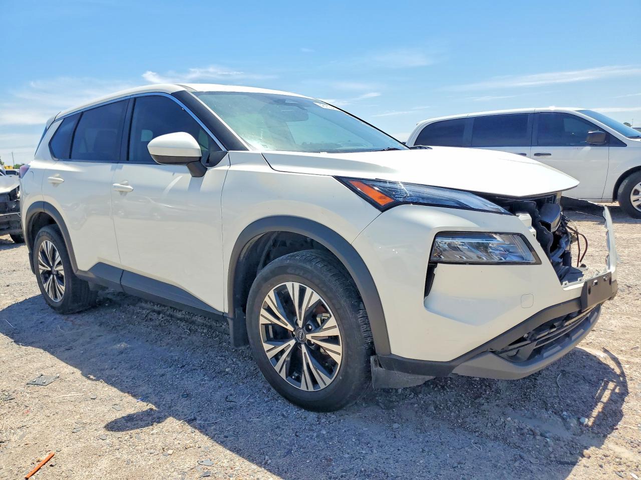 2023 Nissan Rogue Sv - zdjęcie 4