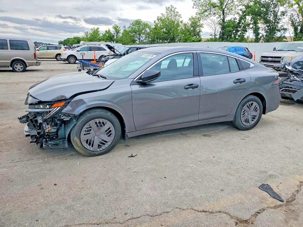 2026 Nissan Sentra S - zdjęcie główne