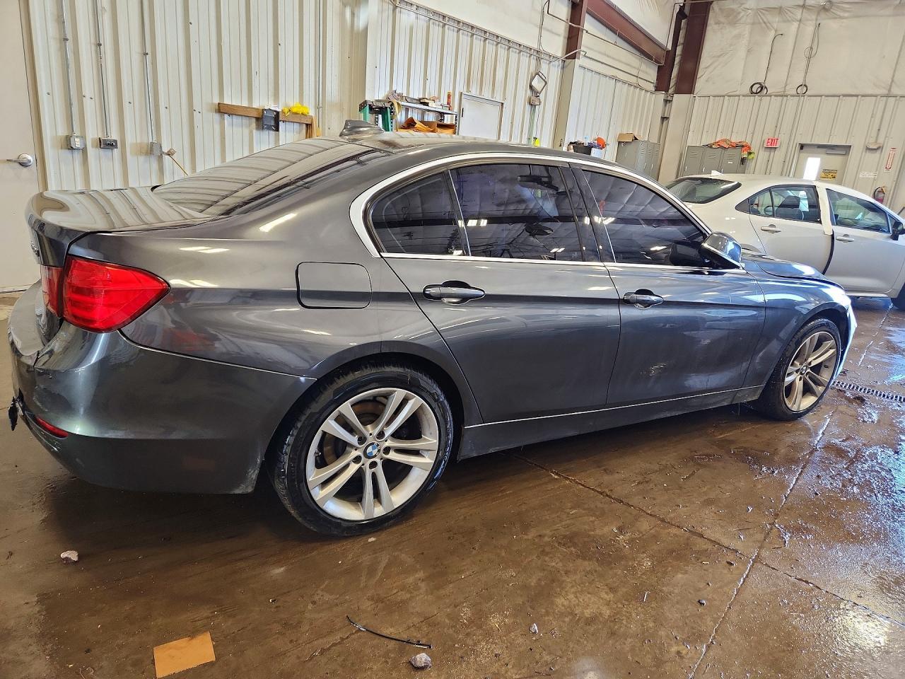 BMW Seria 3 - zdjęcie 3