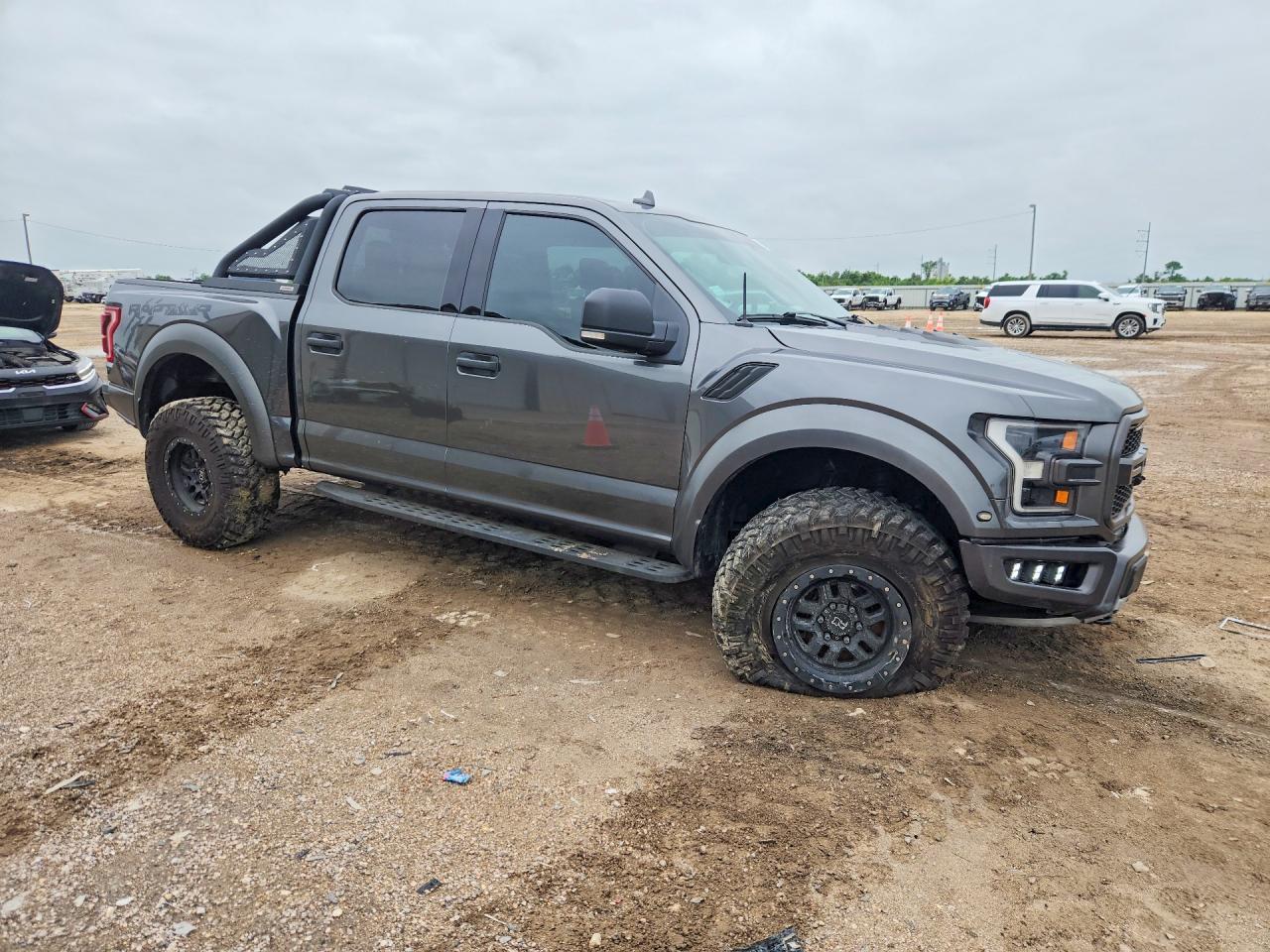 2020 Ford Raptor - zdjęcie 4