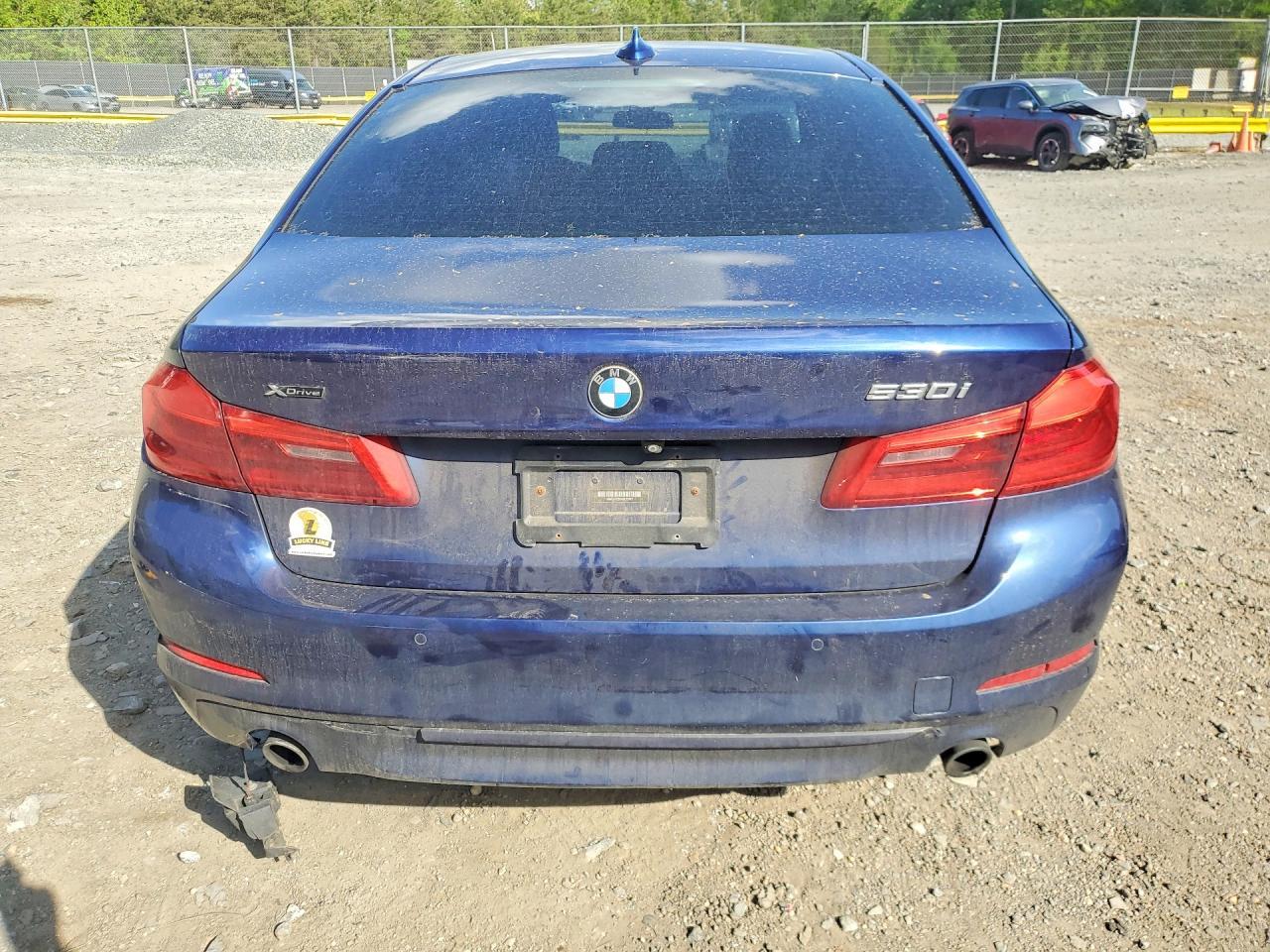 2019 BMW 530 Xi - zdjęcie 6