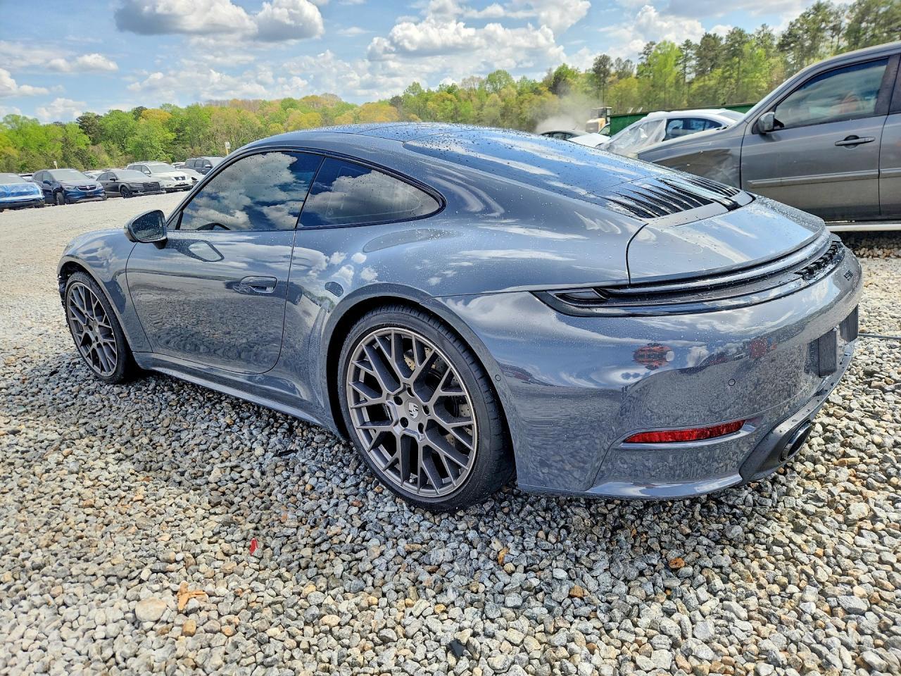 2025 Porsche 911 Carrera S - zdjęcie 2