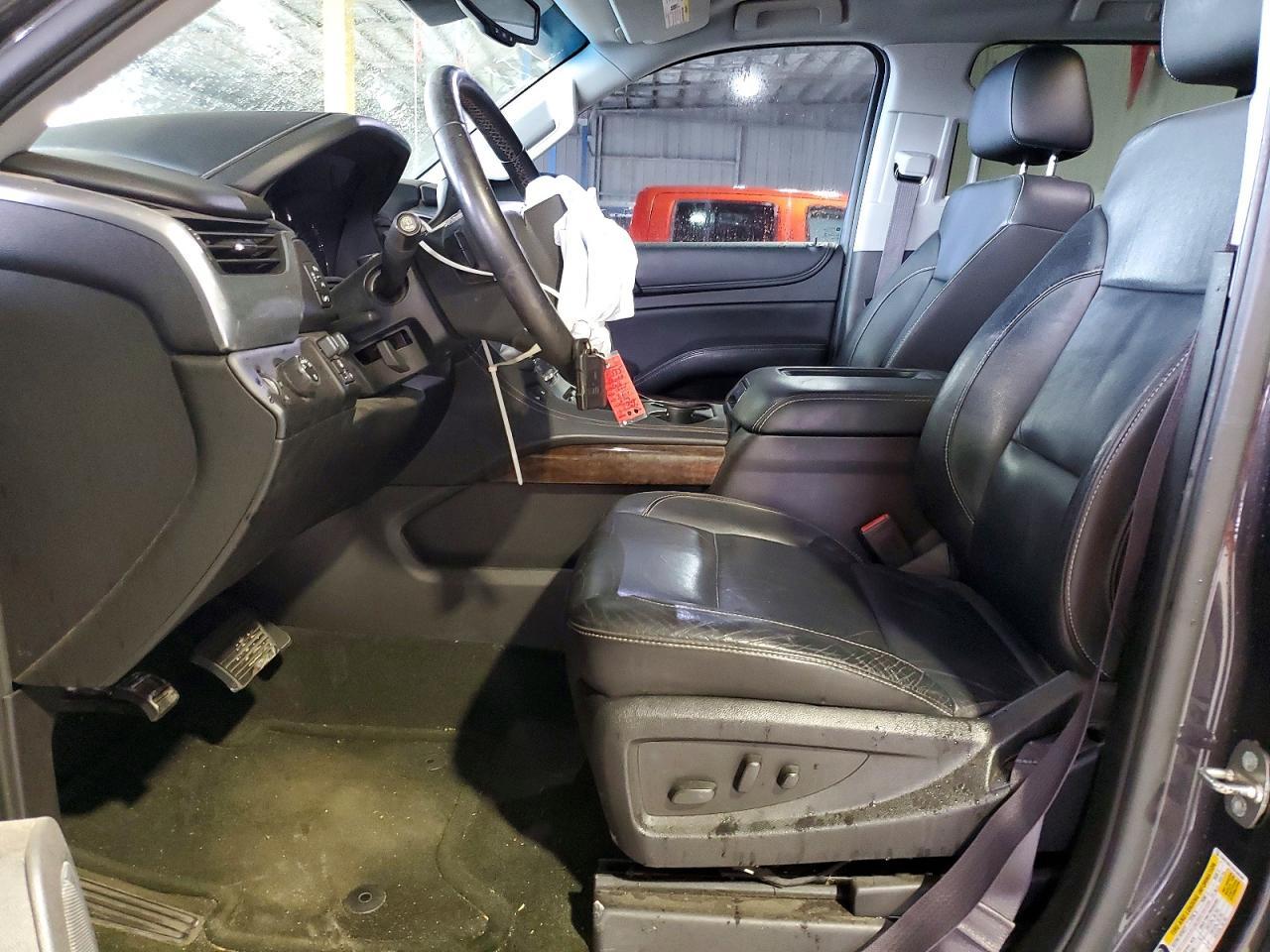 2016 Chevrolet Tahoe C1500 Lt - zdjęcie 7