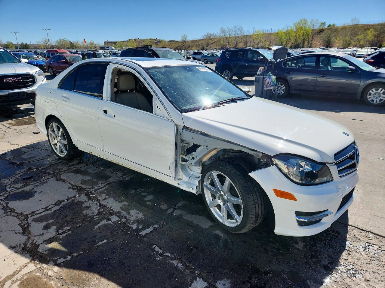 2014 Mercedes-Benz C 250 - zdjęcie 4