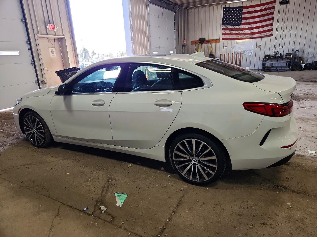 2021 BMW 228Xi - zdjęcie 2