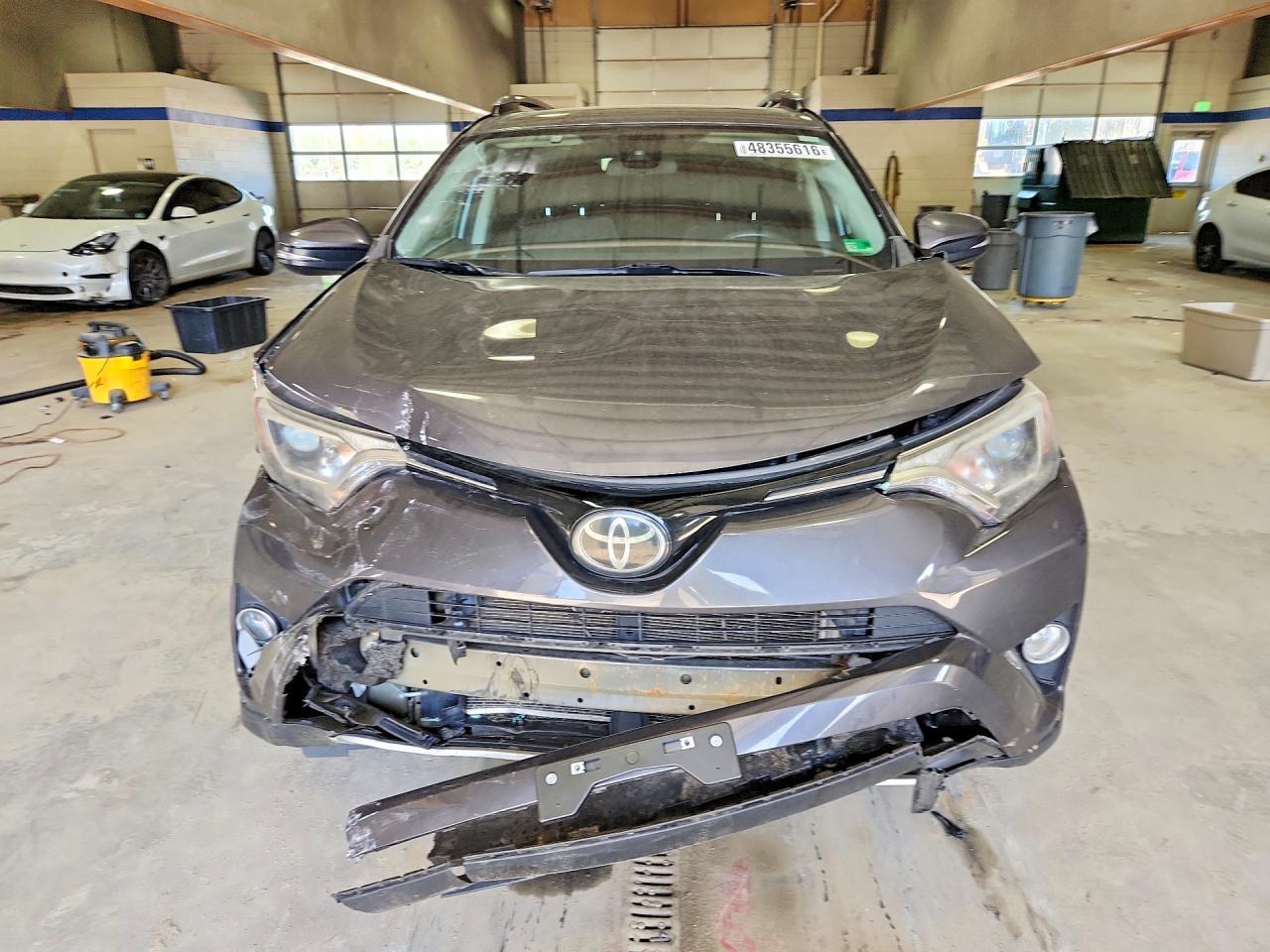2017 Toyota Rav4 Xle - zdjęcie 5