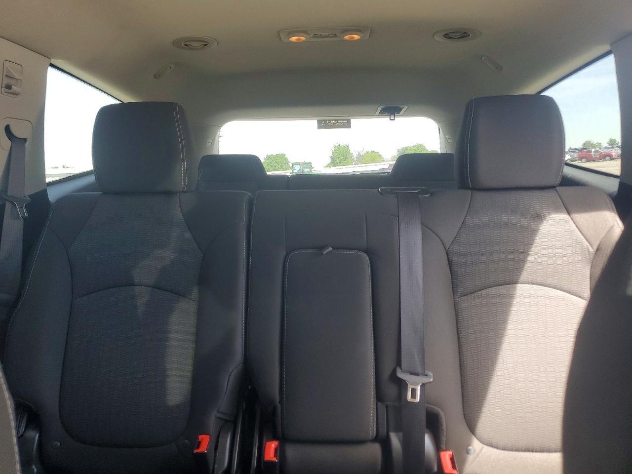2017 Chevrolet Traverse Lt - zdjęcie 10