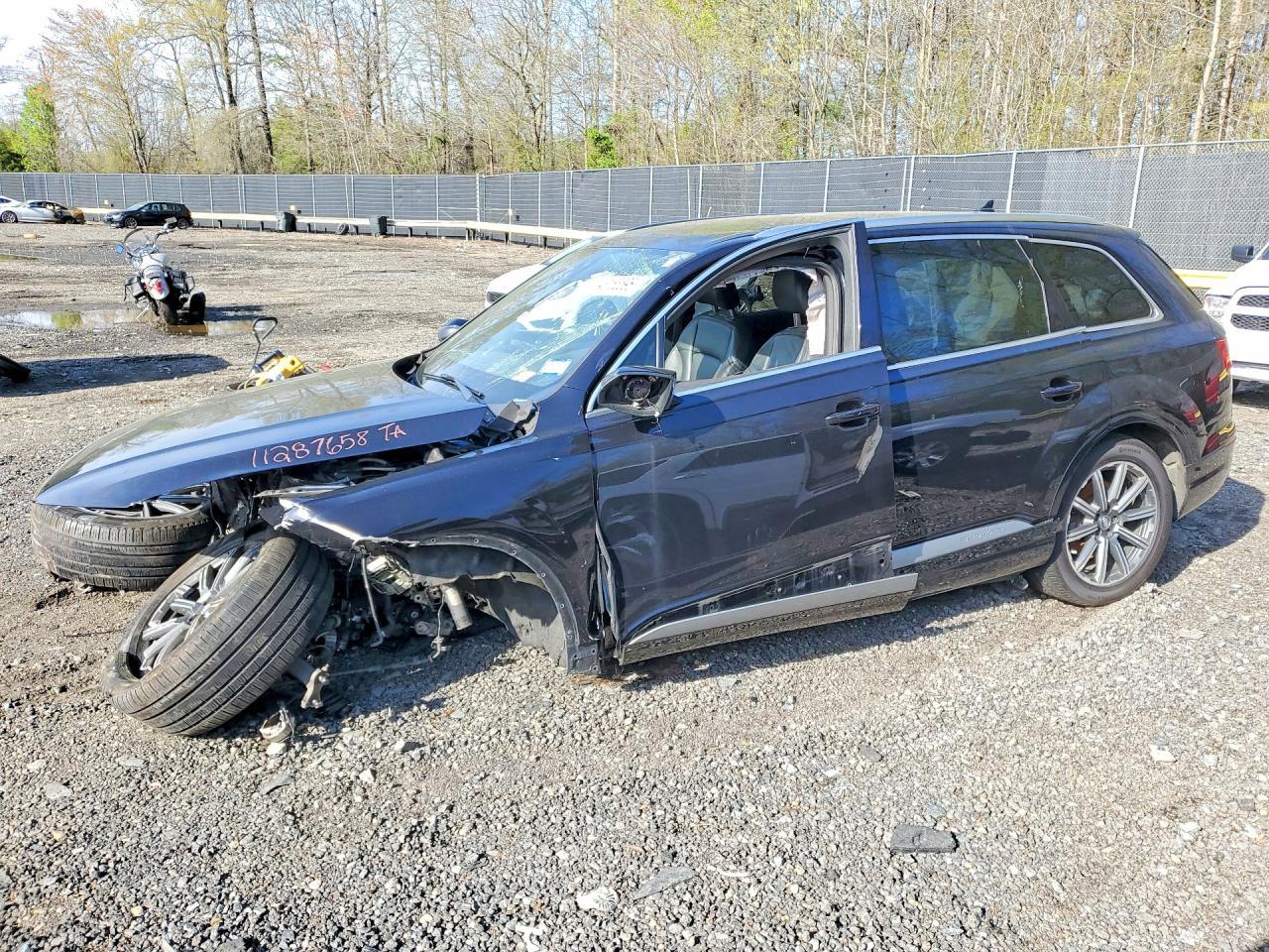 2017 Audi Q7 Premium Plus - zdjęcie główne