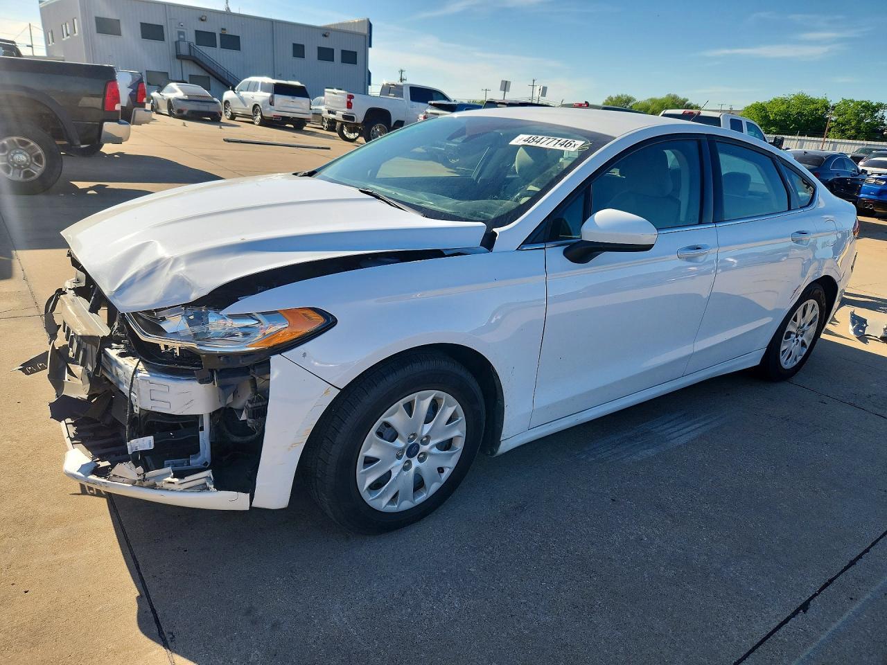 2019 Ford Fusion S - zdjęcie główne