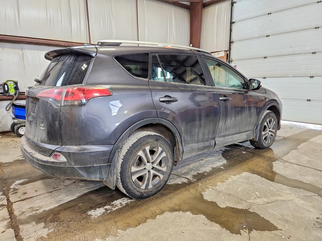 2016 Toyota Rav4 Le - zdjęcie 3
