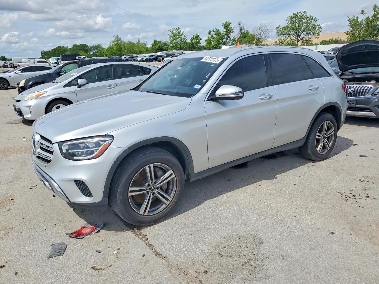 2020 Mercedes-Benz Glc 300 - zdjęcie główne