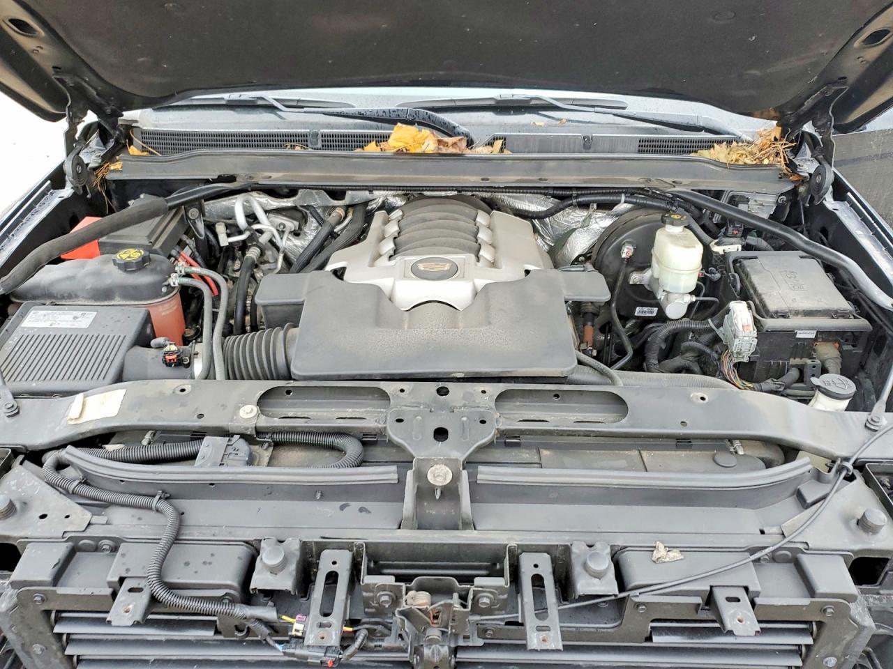 2018 Cadillac Escalade Luxury - zdjęcie 12