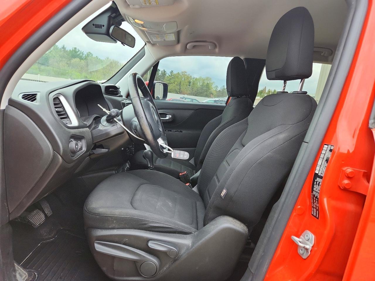 2019 Jeep Renegade Latitude - zdjęcie 7