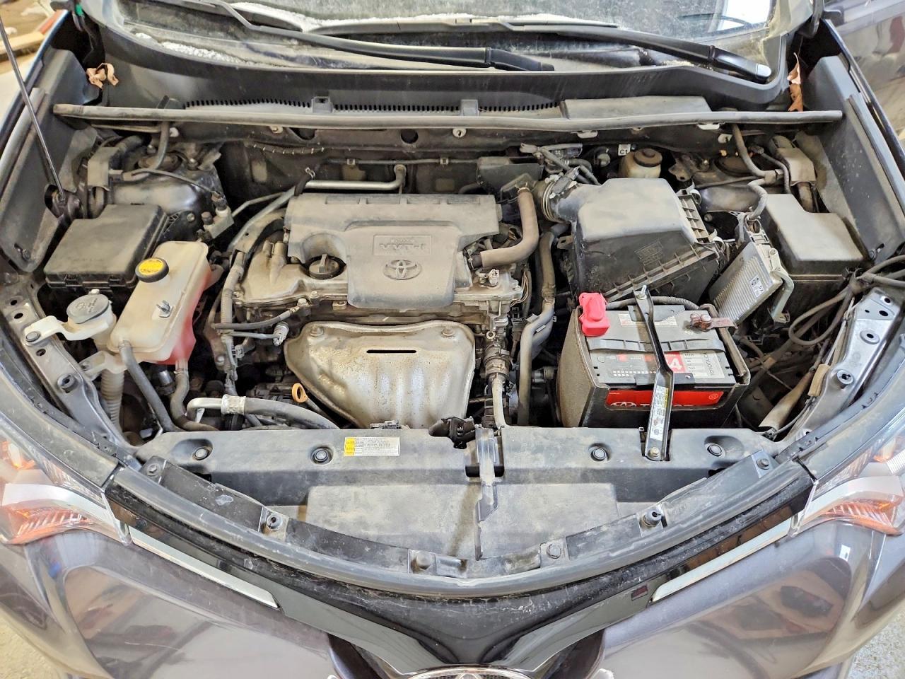 2016 Toyota Rav4 Le - zdjęcie 12