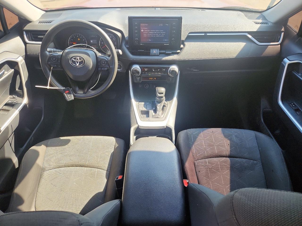 2020 Toyota Rav 4 - zdjęcie 8