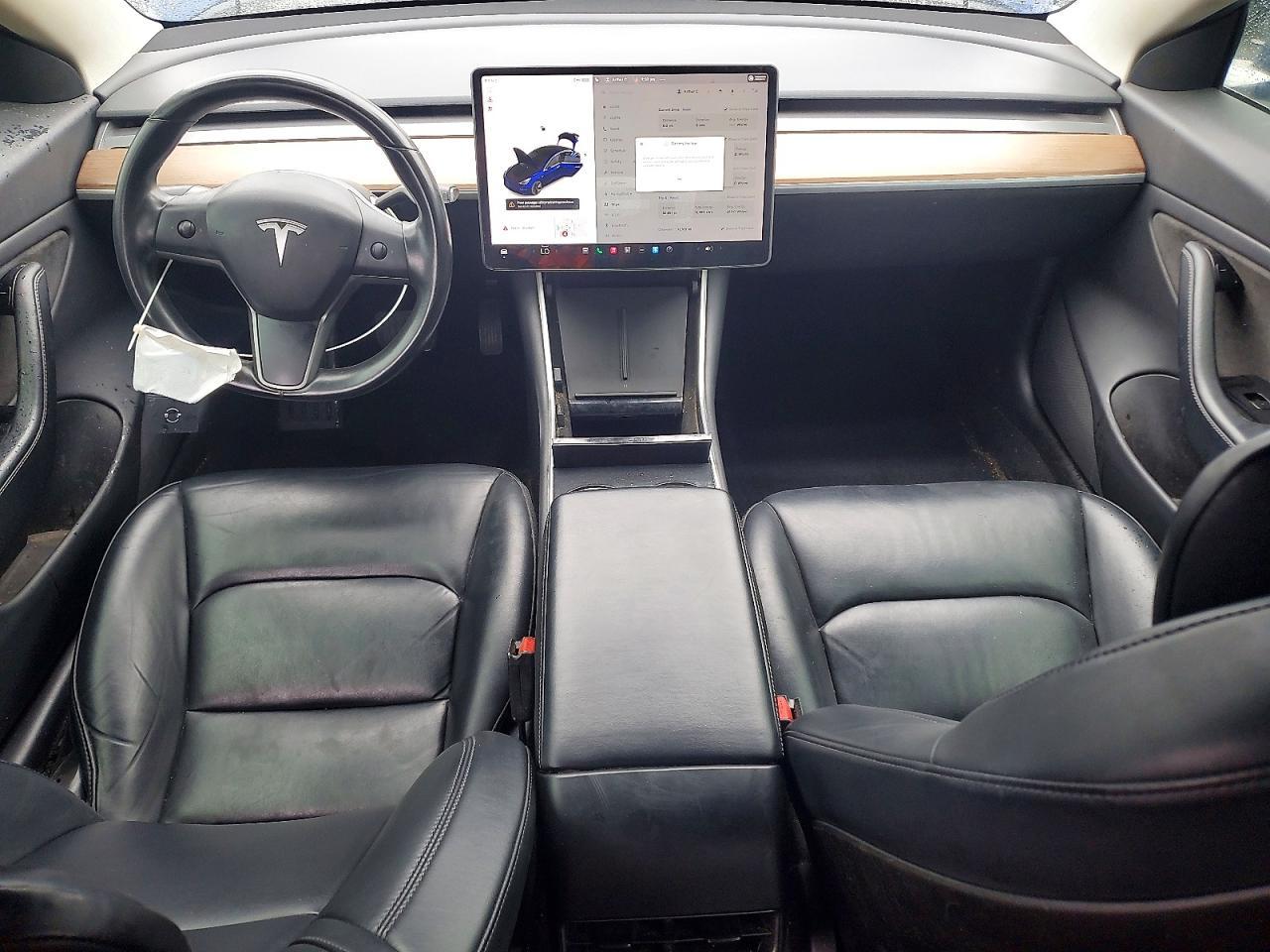 2019 Tesla Model 3 - zdjęcie 8