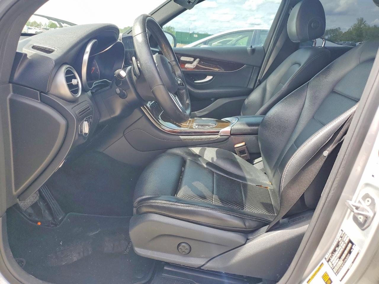 2020 Mercedes-Benz Glc 300 - zdjęcie 7