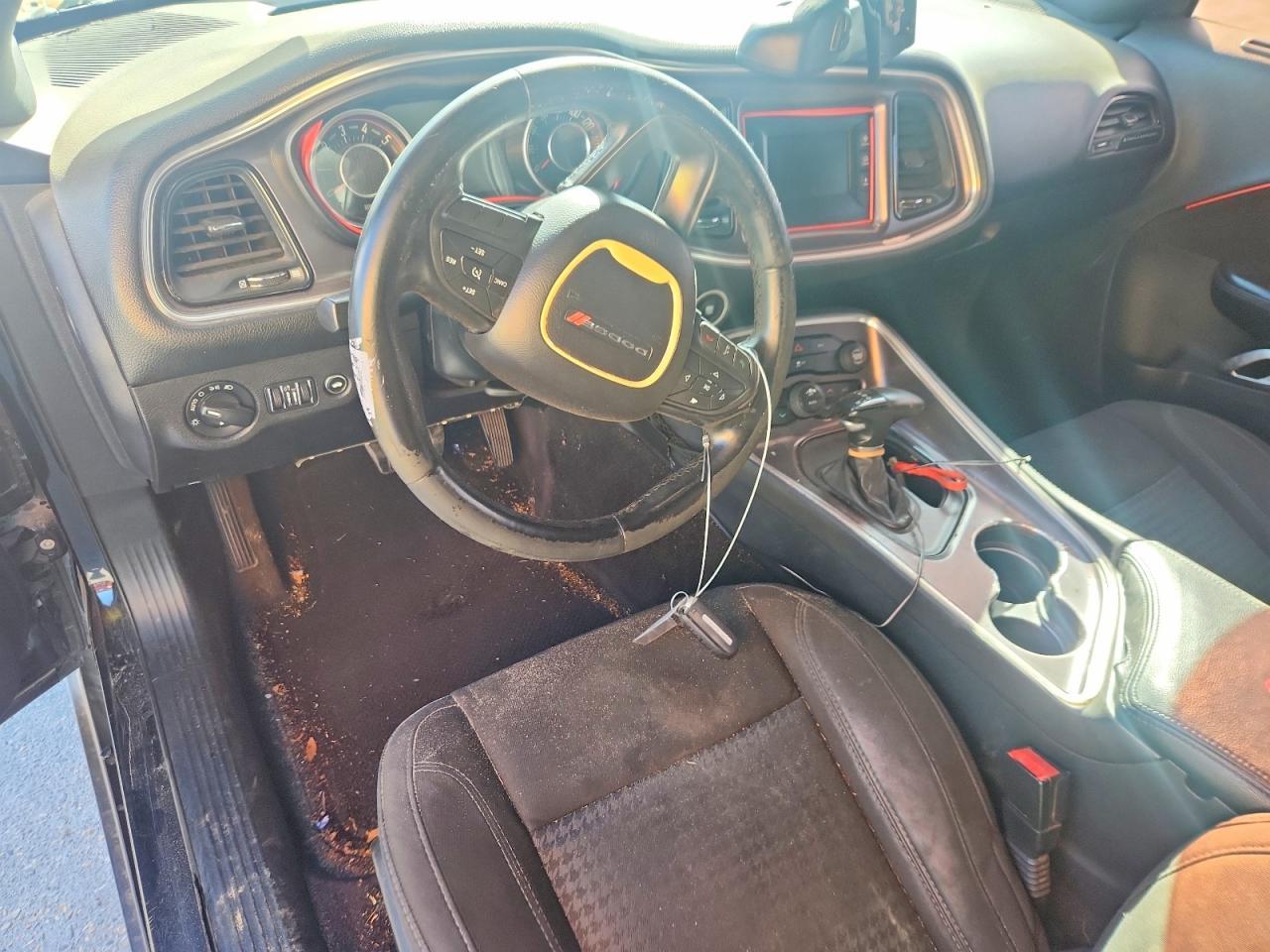2016 Dodge Challenger Sxt - zdjęcie 8