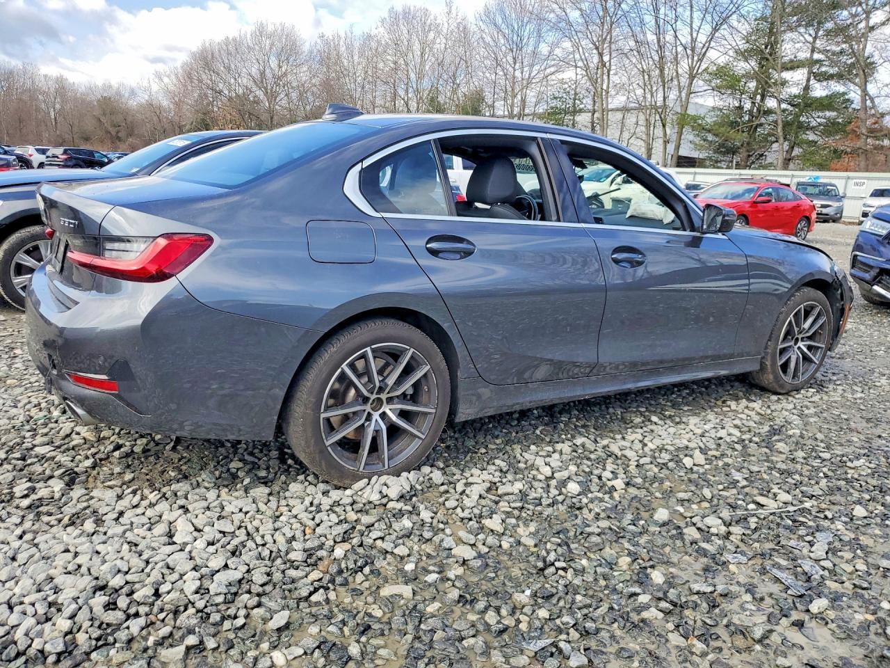 BMW Seria 3 - zdjęcie 3