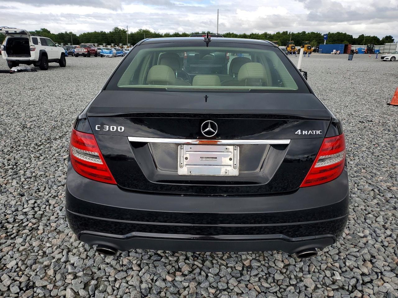 2014 Mercedes-Benz C 300 4Matic - zdjęcie 6