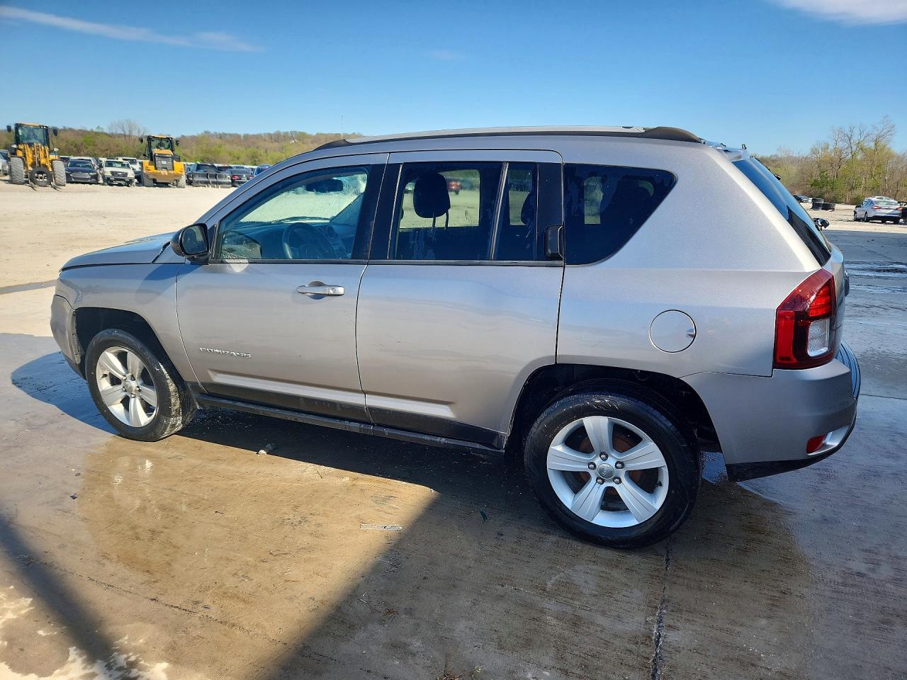 2016 Jeep Compass Sport - zdjęcie 2