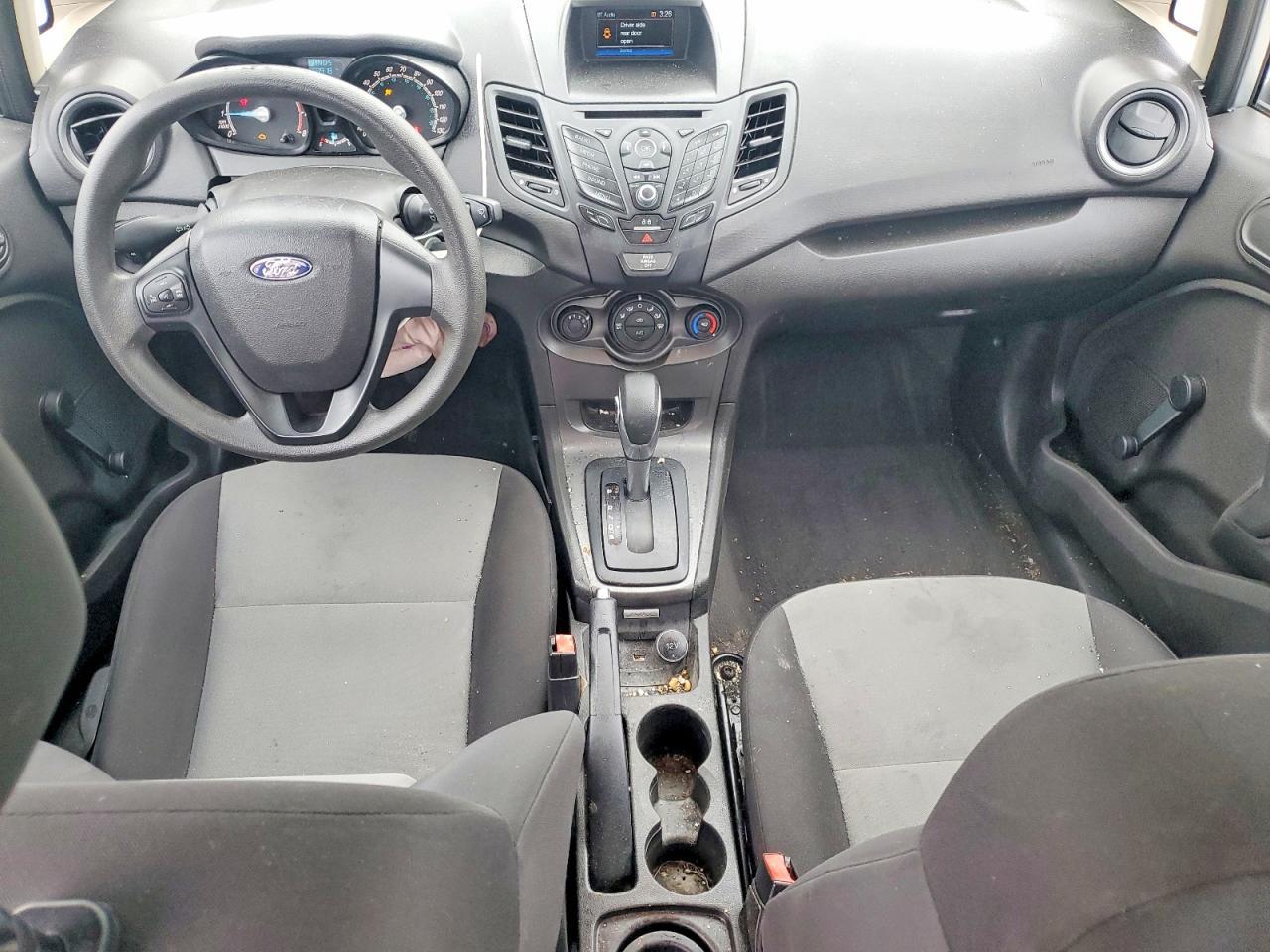 2019 Ford Fiesta S - zdjęcie 8
