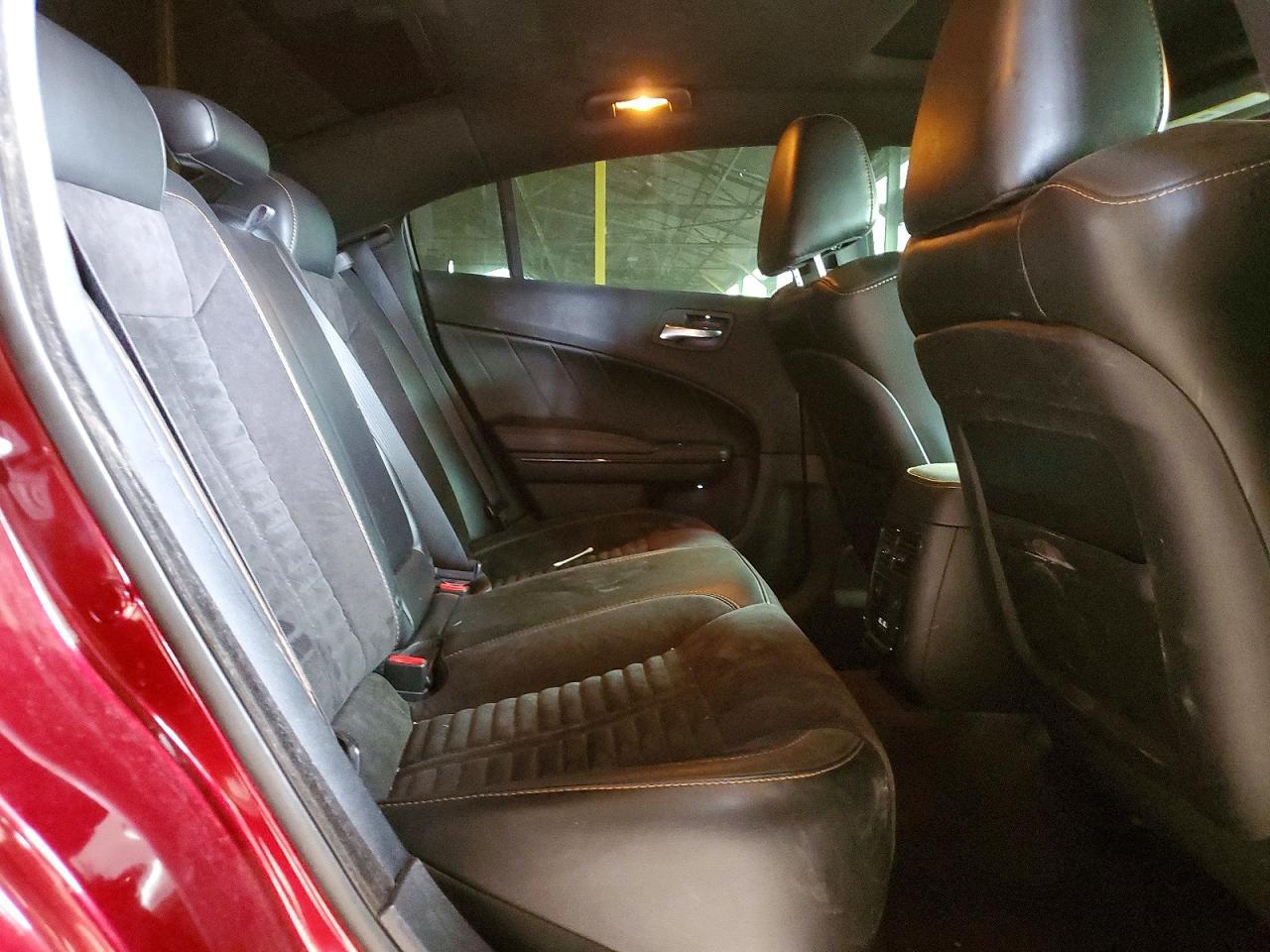 2017 Dodge Charger R - zdjęcie 10