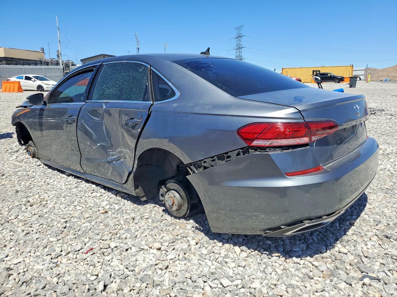 2020 Volkswagen Passat Sel - zdjęcie 2