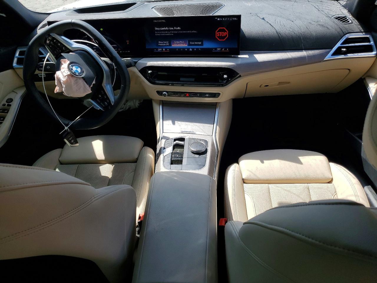 2025 BMW 330I - zdjęcie 8