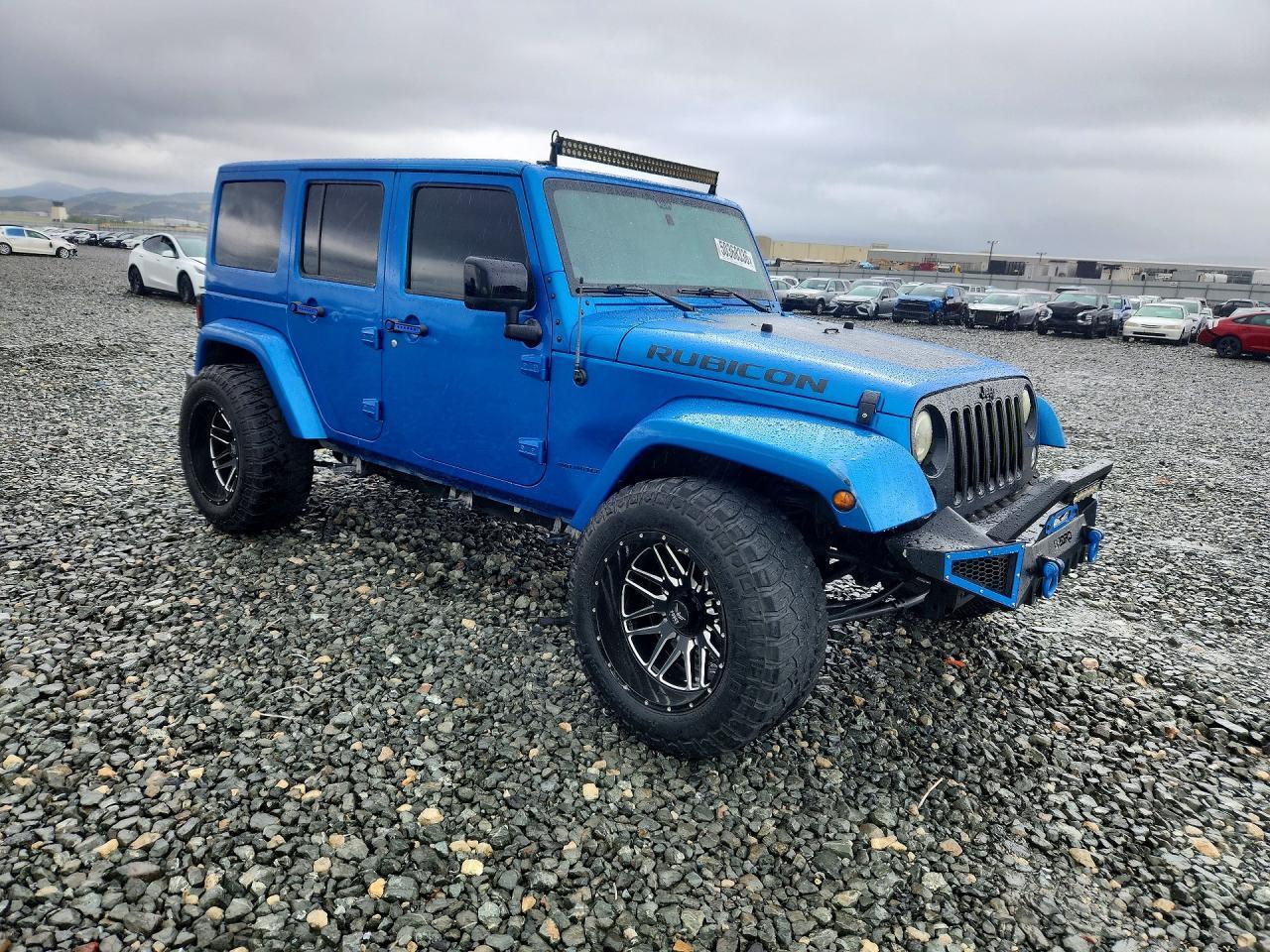 2014 Jeep Wrangler Unlimited Sahara - zdjęcie 4