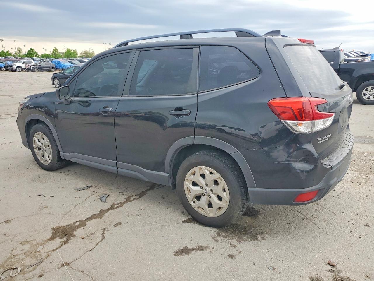 2019 Subaru Forester - zdjęcie 2