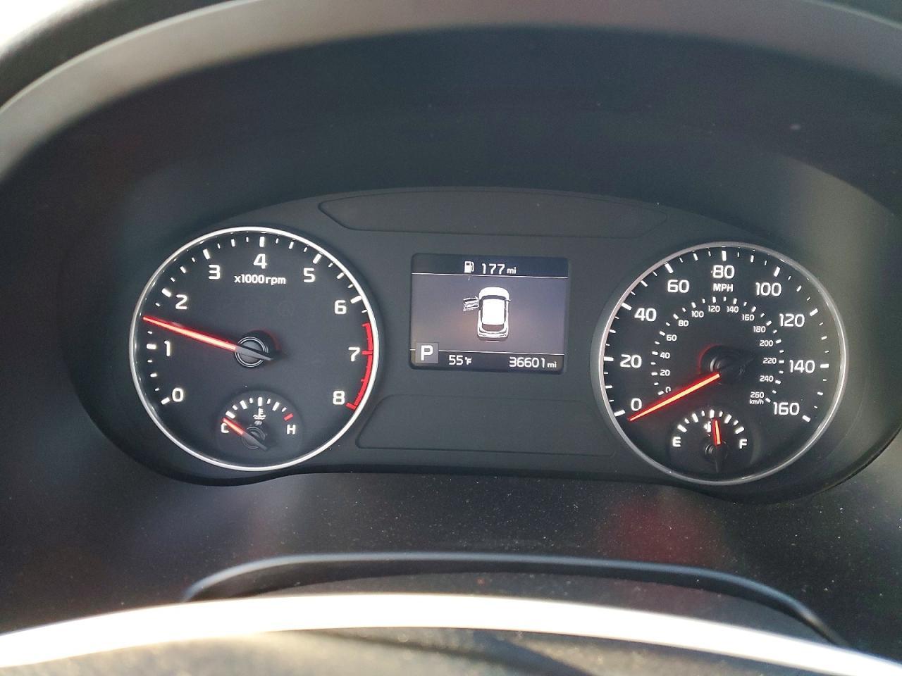 2022 Kia Seltos Lx - zdjęcie 9
