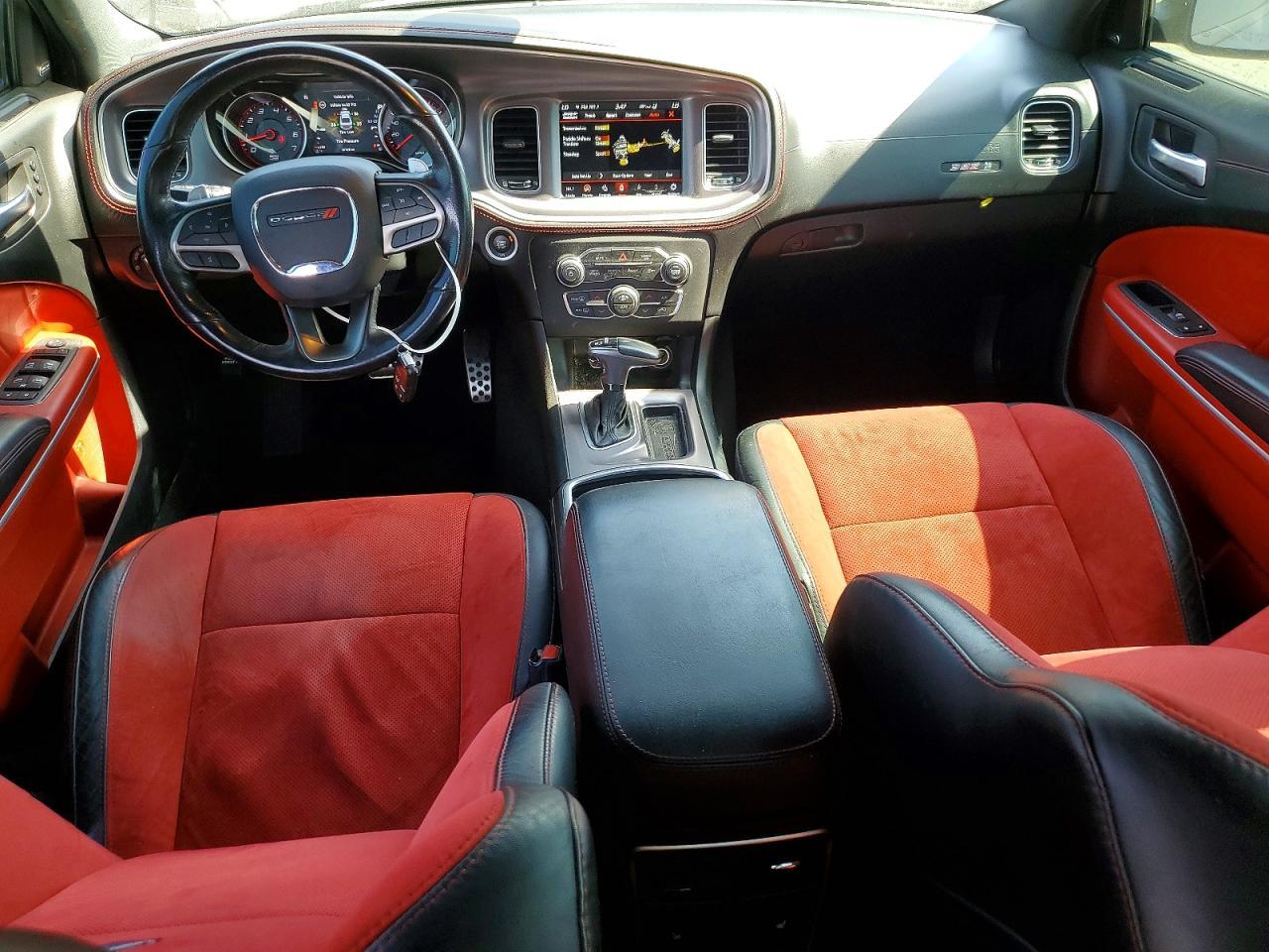 2020 Dodge Charger Scat Pack - zdjęcie 8